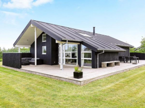 Гостиница Modern Holiday Home in Brovst Denmark with Sauna  Бровст